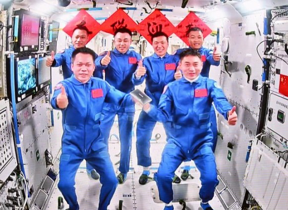 China's Shenzhou-17 Astronauts Complete Handover, Returning To Earth On ...